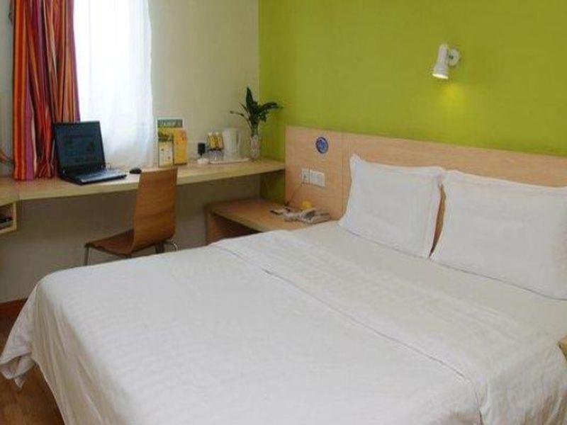 7 Days Inn Fuzhou Gandong Avenue Passenger Station Eksteriør billede